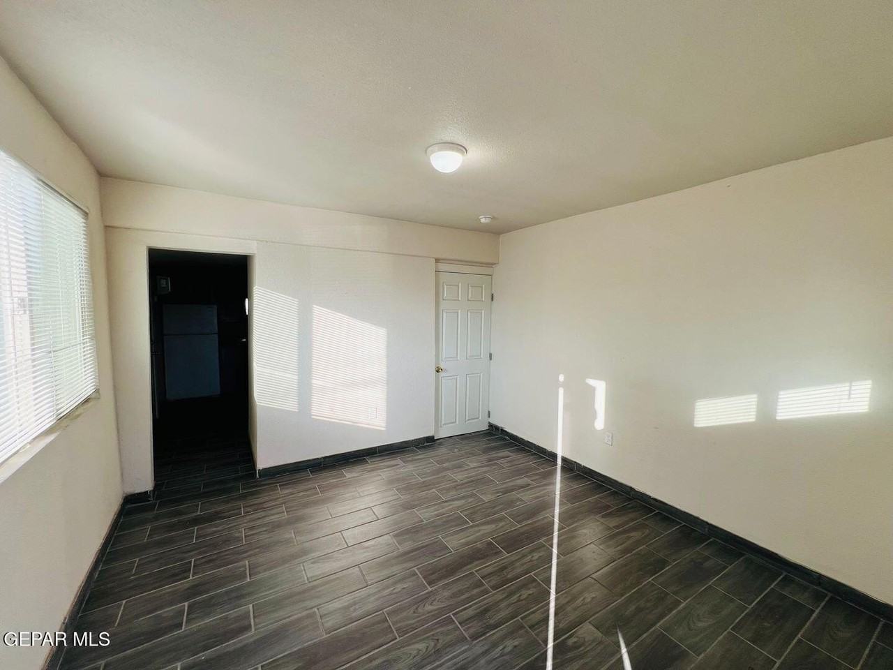 7182 Ponce Dr #B - Photo 2 of 8