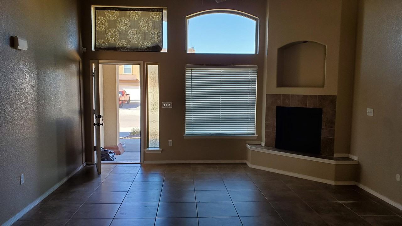 12048 Copper Mine Ln - Photo 3 of 13