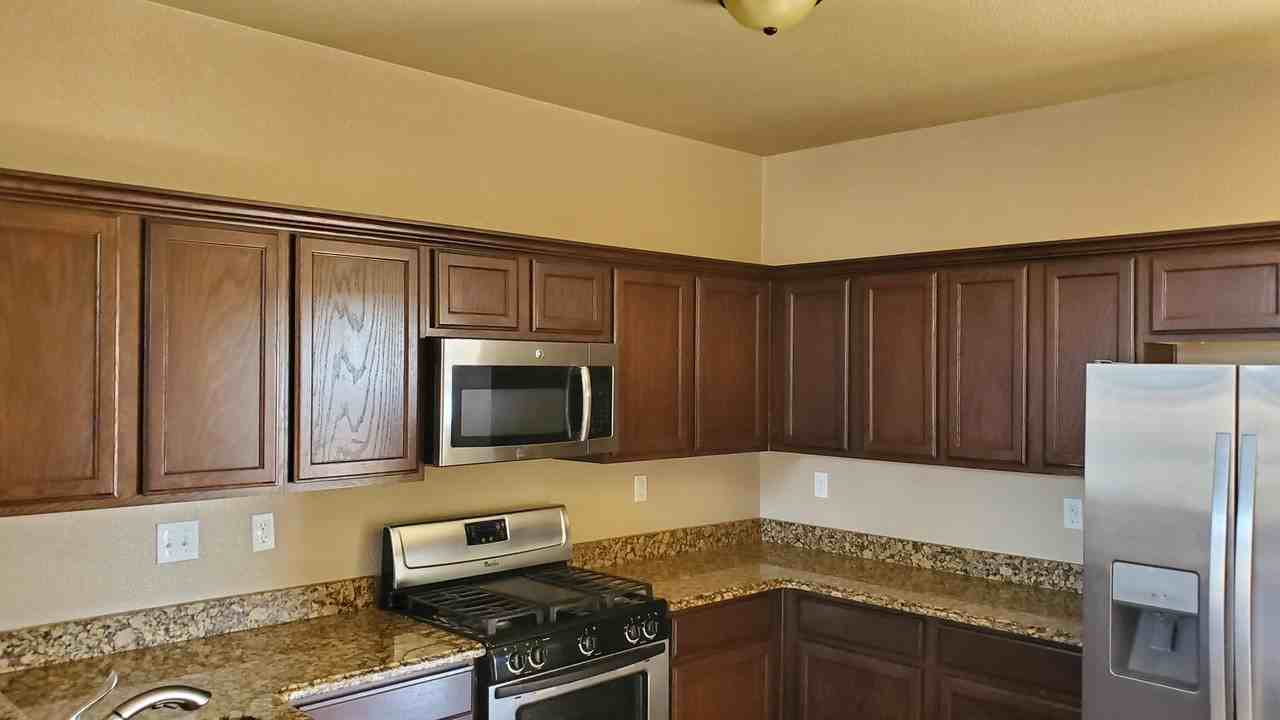 12048 Copper Mine Ln - Photo 4 of 13
