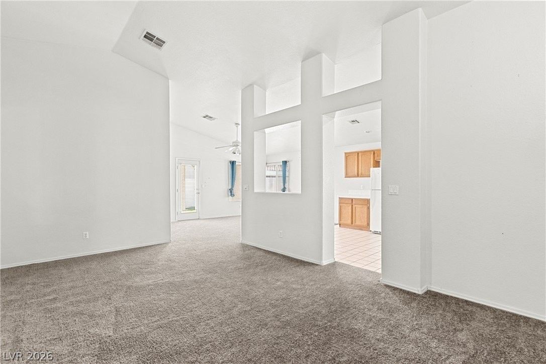 1815 Stablegate Ave - Photo 2 of 28