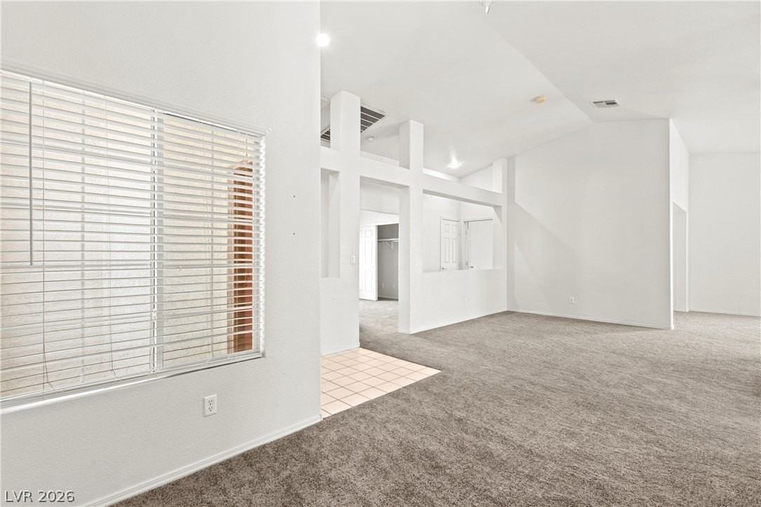 1815 Stablegate Ave - Photo 4 of 28
