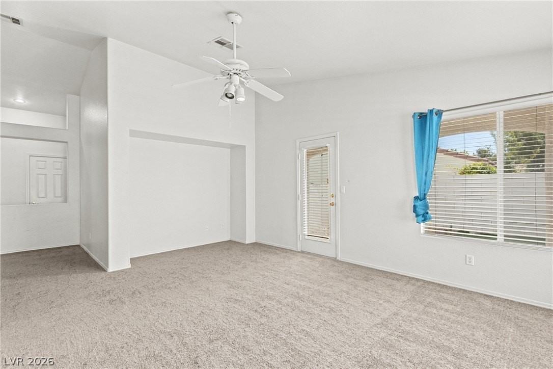 1815 Stablegate Ave - Photo 7 of 28