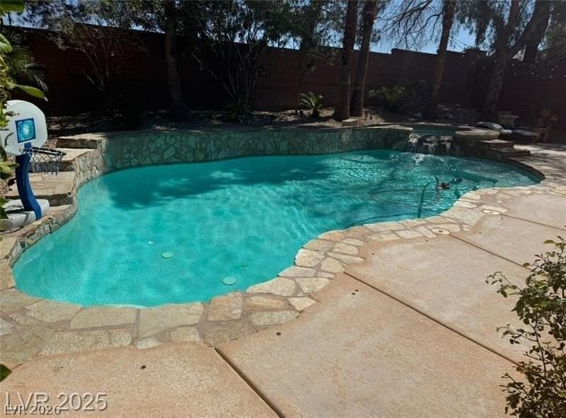 2282 Tedesca Dr - Photo 2 of 6