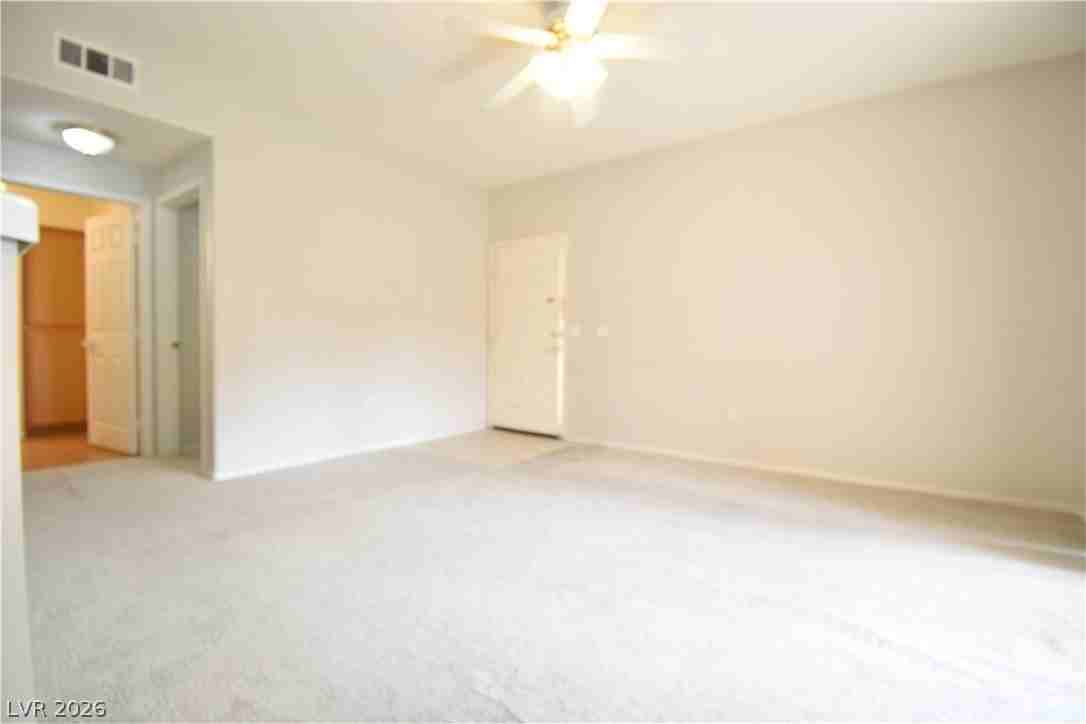 1050 E Cactus Ave #1074 - Photo 5 of 16