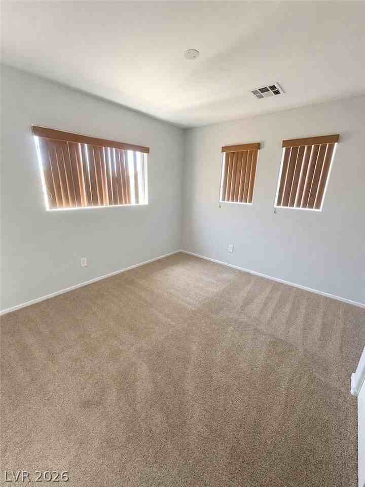71 Jewel Mine Ave - Photo 7 of 11