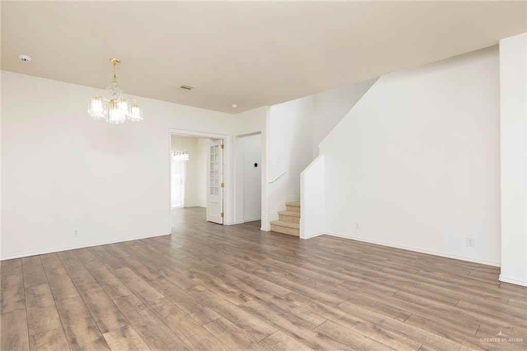 1505 Candy Ln - Photo 4 of 24