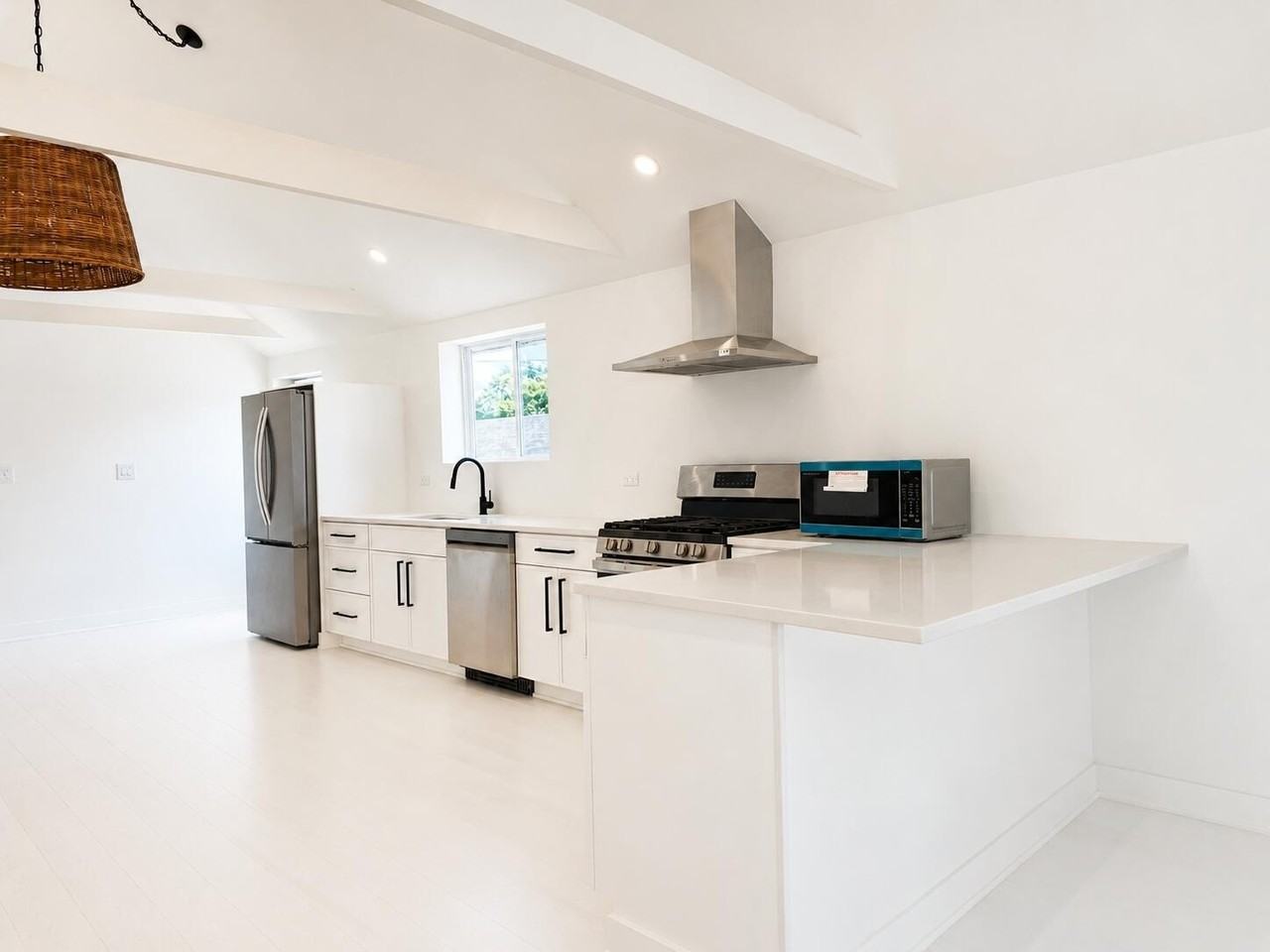 13 S Elm St #2 - Photo 4 of 12