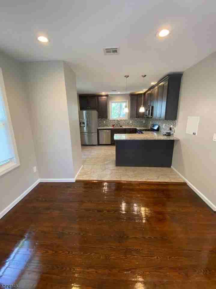 23 Walnut Ter - Photo 4 of 16