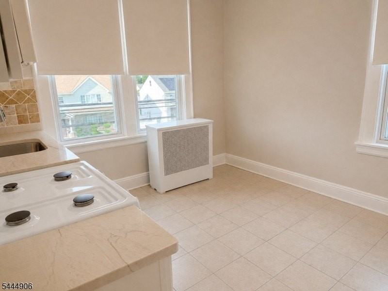 99 Nutley Ave - Photo 6 of 9