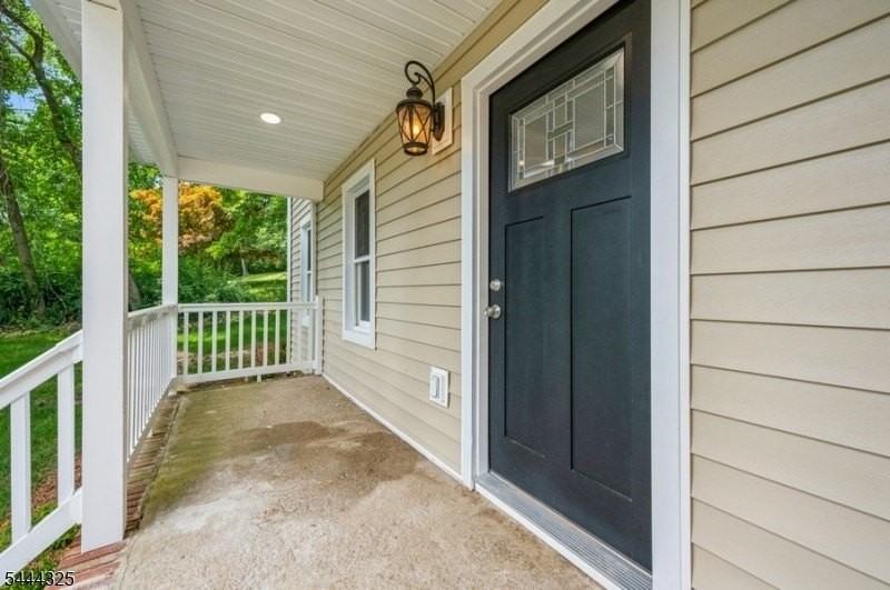 1225 Sussex Tpke - Photo 6 of 33