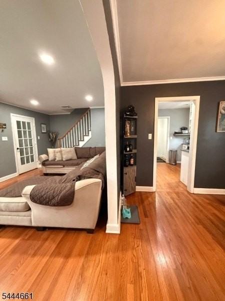 328 Newark Ave - Photo 5 of 17