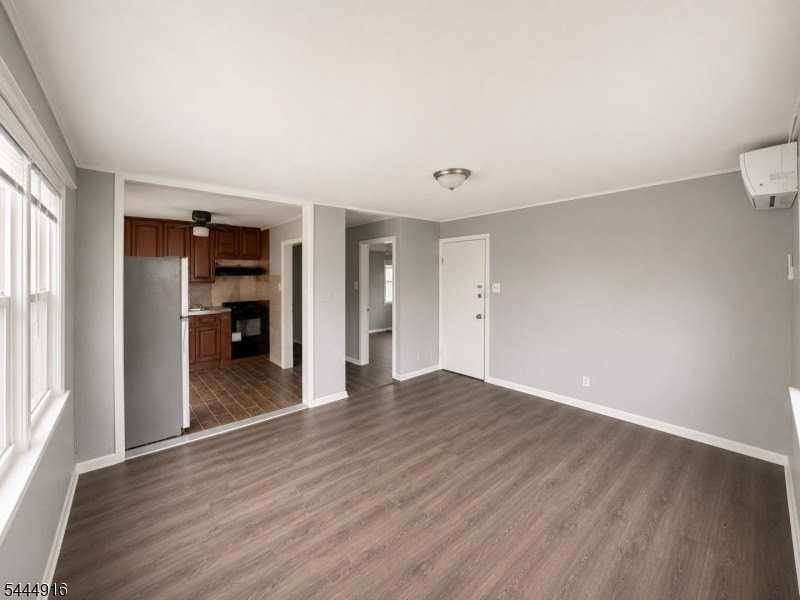1112 Rivington St #2 - Photo 3 of 13