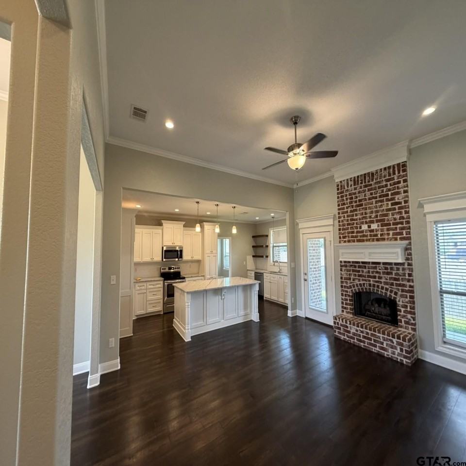 2009 Grassy Ridge Ln - Photo 3 of 25