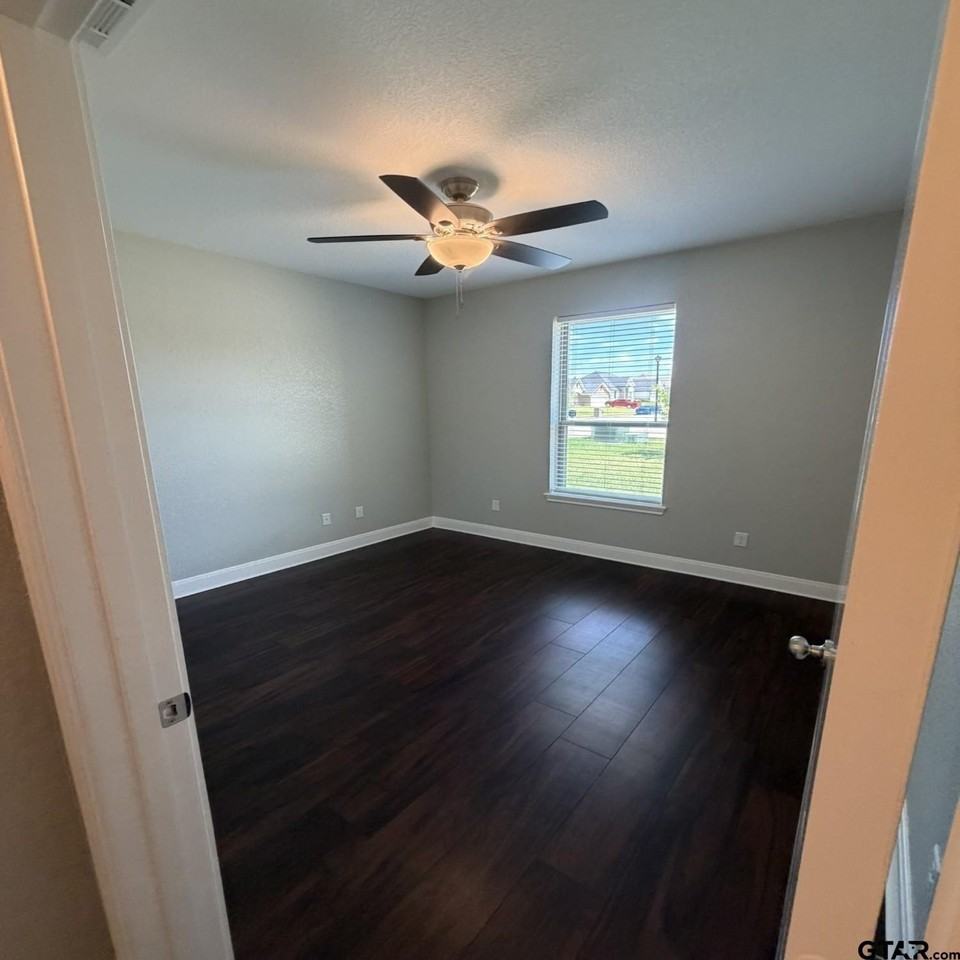2009 Grassy Ridge Ln - Photo 7 of 25