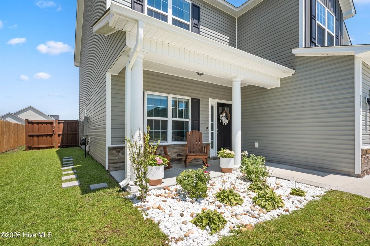 1818 Olde Towne Pointe Blvd - Photo 6 of 50