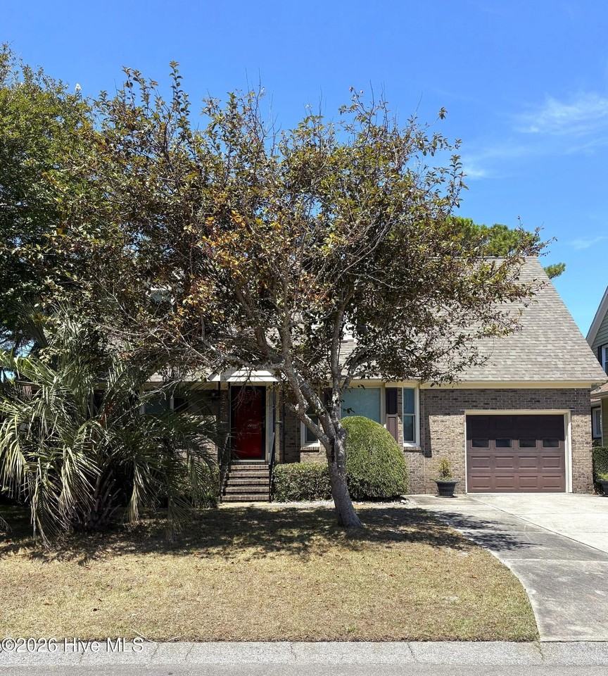 717 Sloop Pointe Ln - Photo 2 of 2