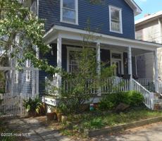 featured image of 717 N 5th Ave