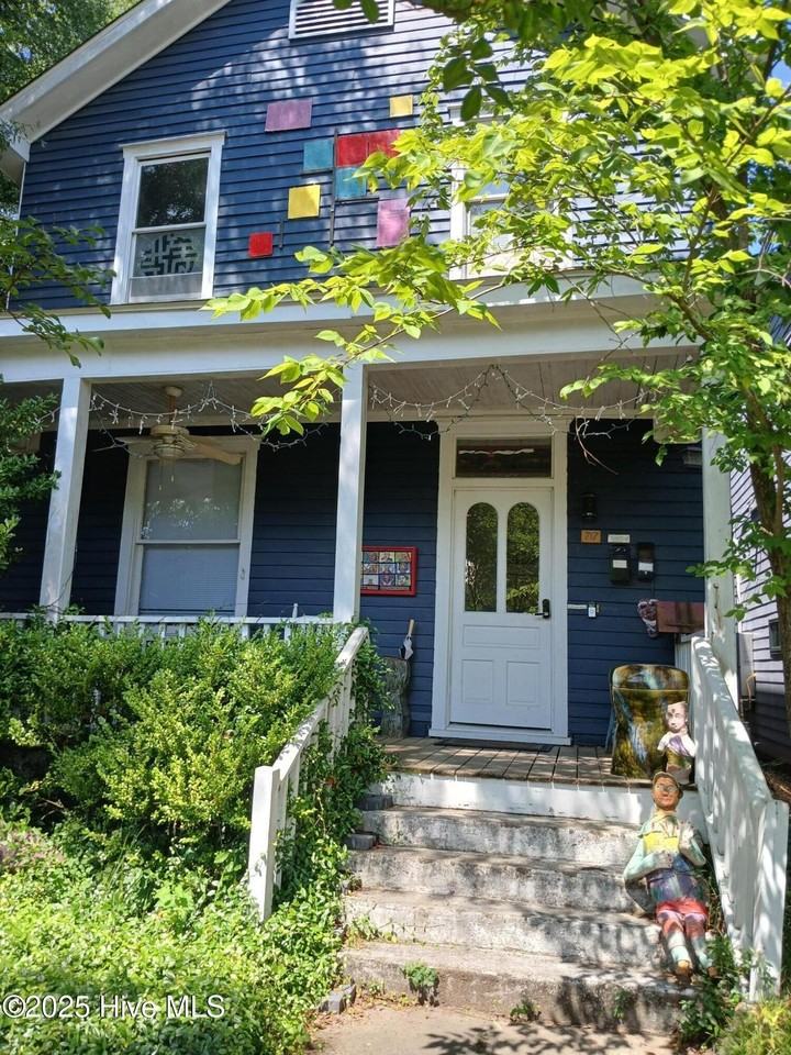 717 N 5th Ave - Photo 2 of 11