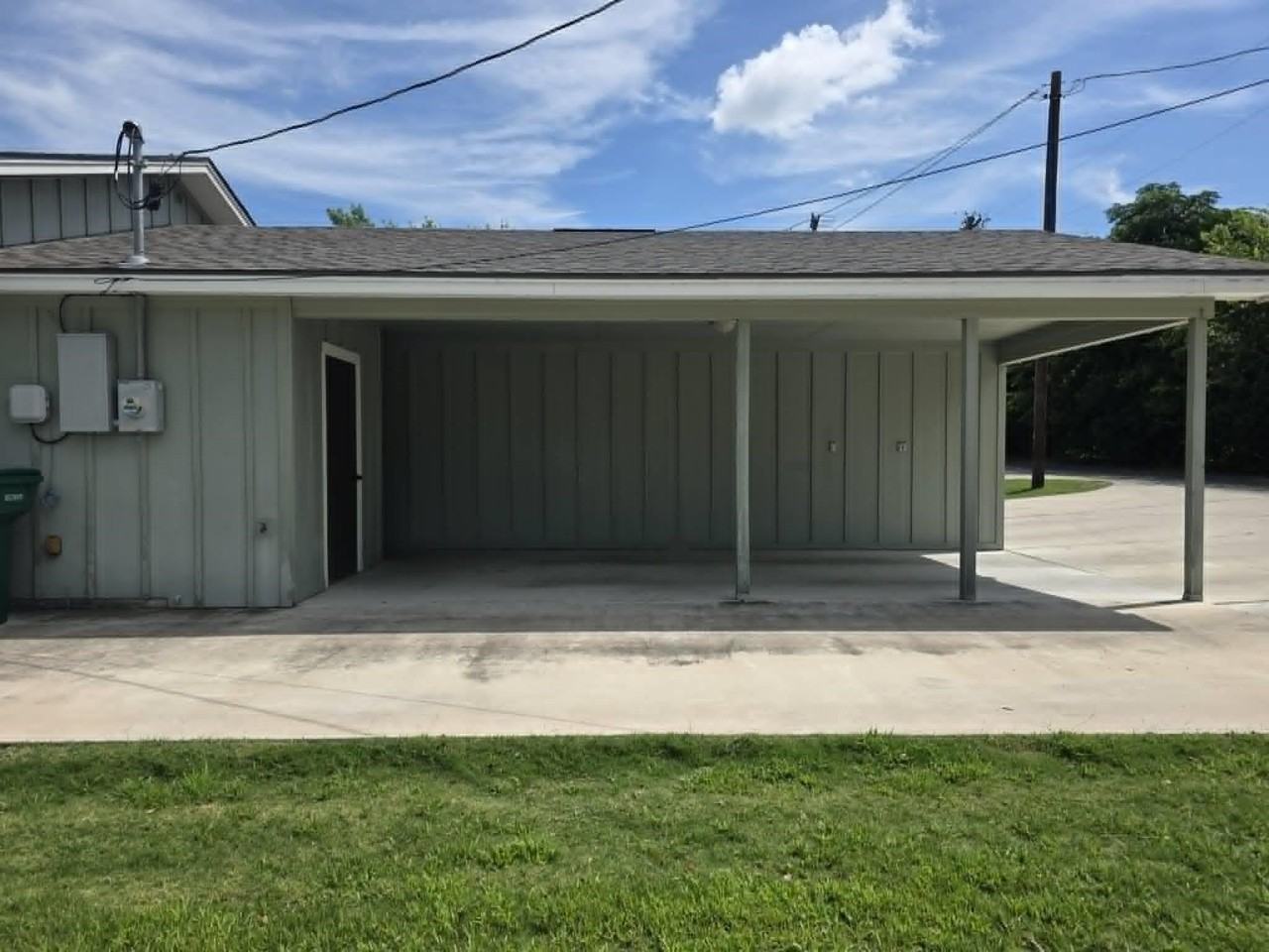 509 Avenue K - Photo 3 of 12