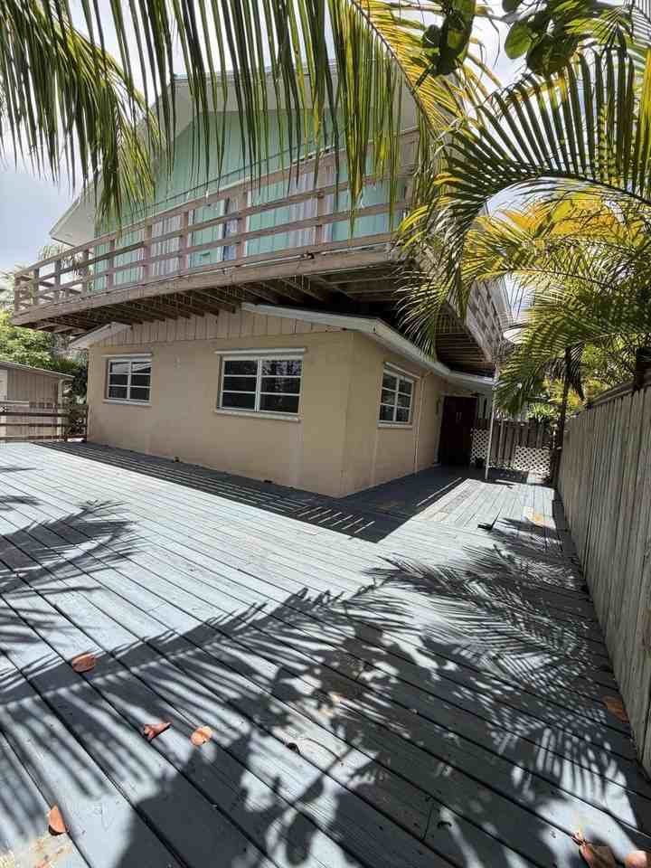 1614 Dennis St #B