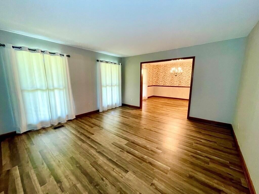205 Browning Pl - Photo 3 of 23