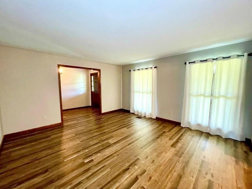 205 Browning Pl - Photo 4 of 23