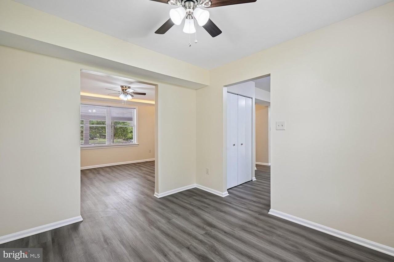 8805 Bolero Ct - Photo 7 of 50