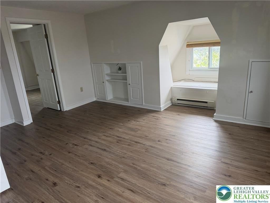 133 Cattell St #5 - Photo 4 of 9