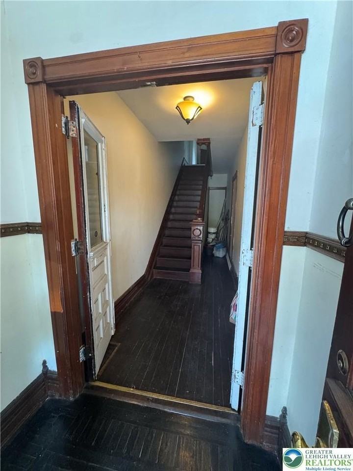 1501 W Turner St #2 - Photo 3 of 37