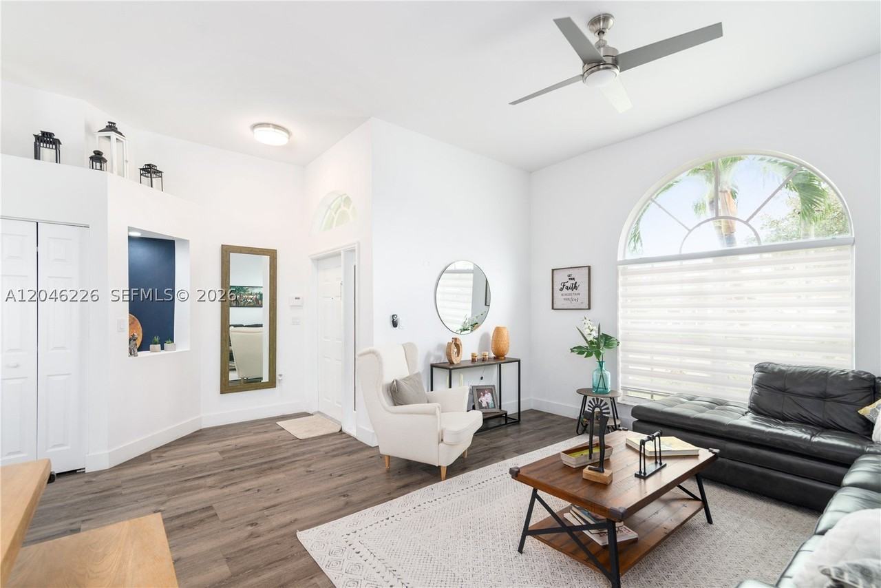 14275 Nw 18th Pl - Photo 3 of 39