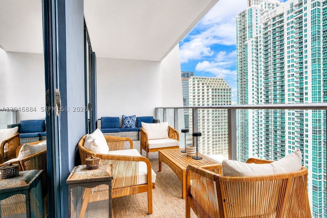 1010 Brickell Ave #2402 - Photo 2 of 27