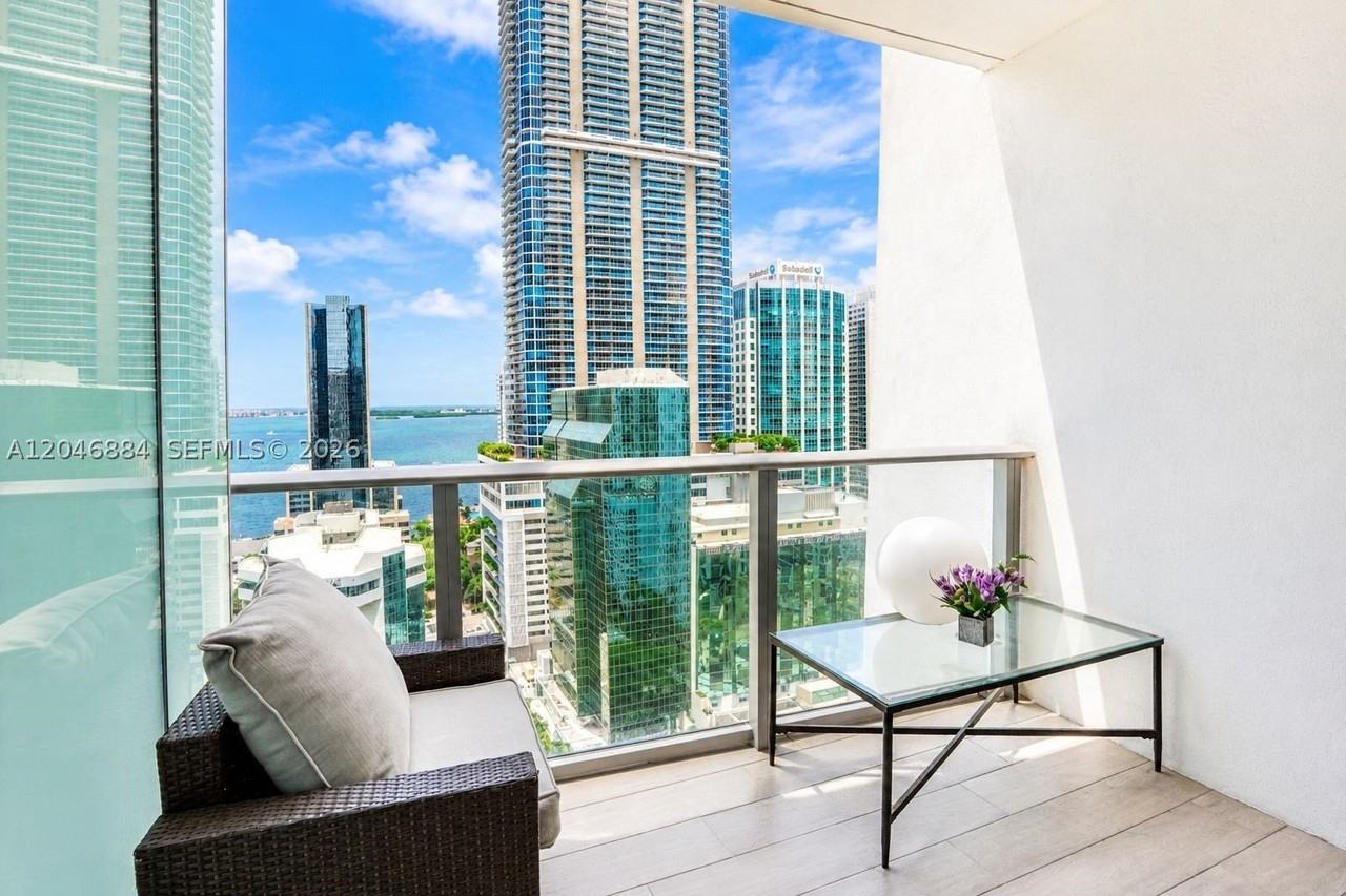 1010 Brickell Ave #2402 - Photo 3 of 27