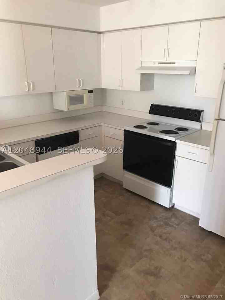 4420 Nw 107th Ave #207 - Photo 3 of 9