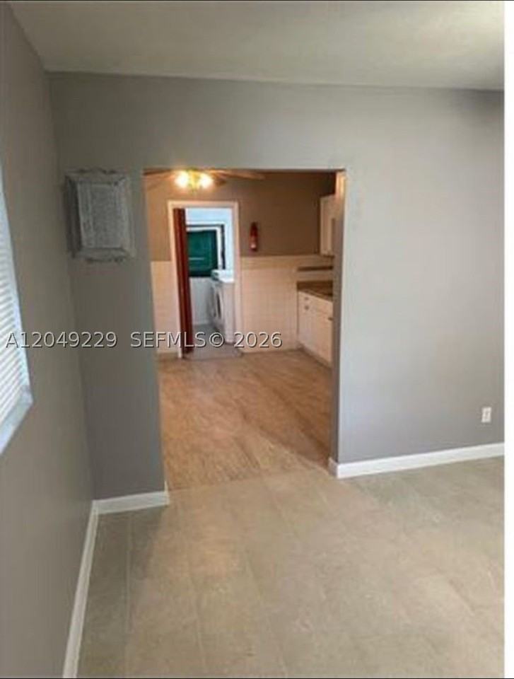 2736 Nw 2nd St #2736 - Photo 4 of 13