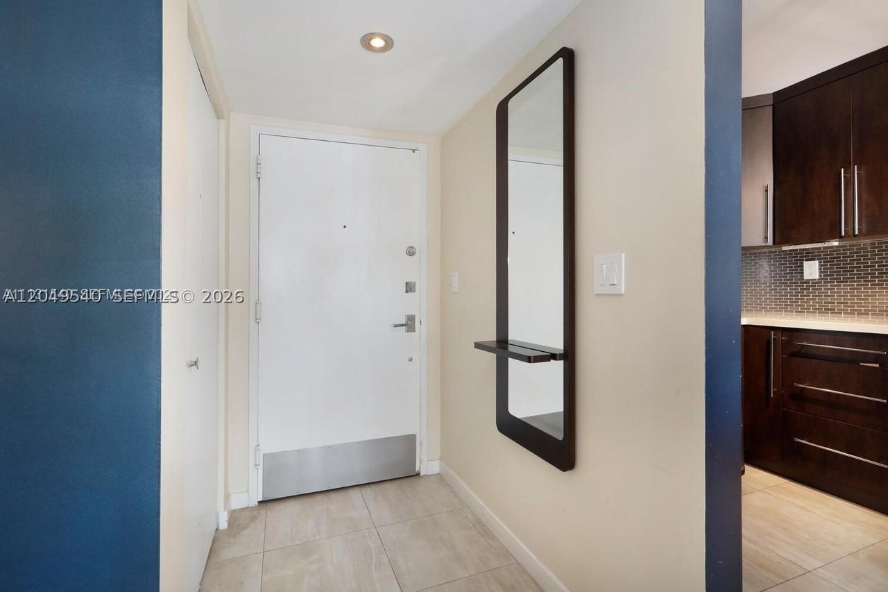145 Se 25th Rd #502 - Photo 3 of 25