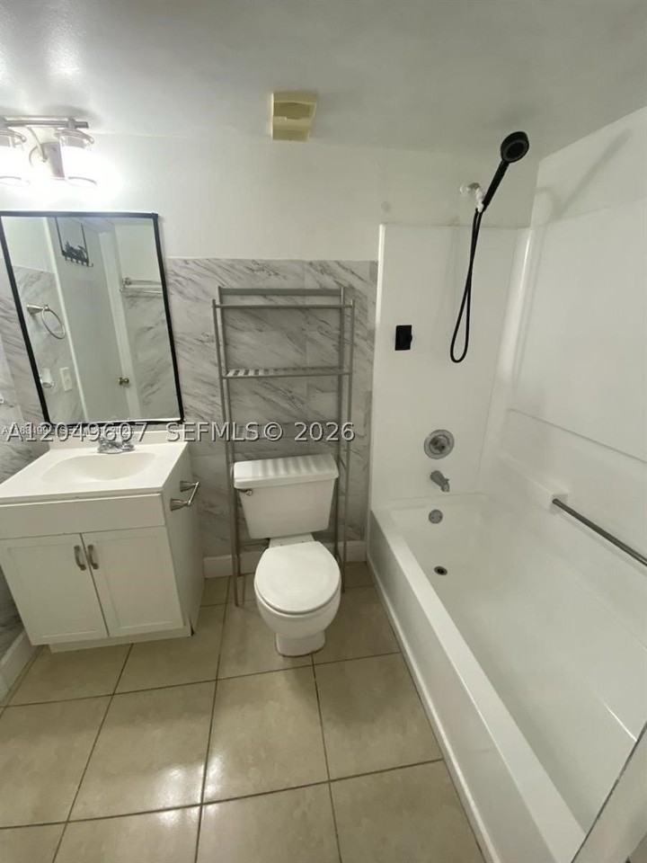 15221 Sw 80th St #310 - Photo 6 of 8