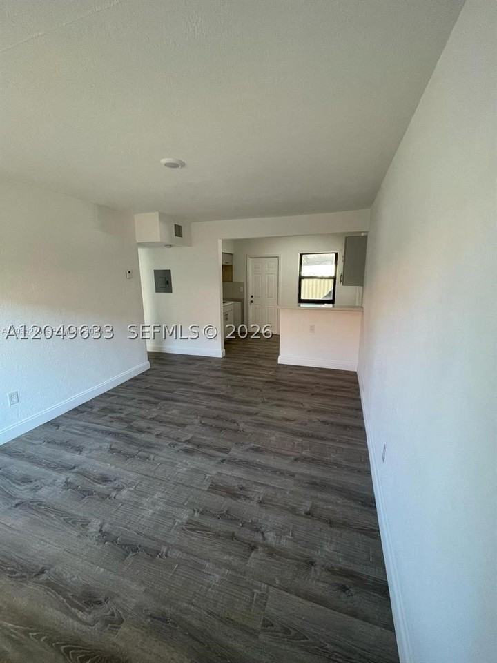 7360 Sw 21st St #7360