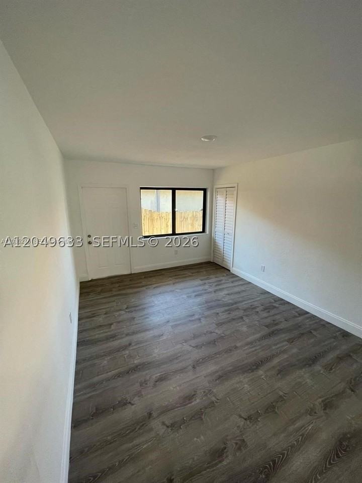 7360 Sw 21st St #7360 - Photo 5 of 11