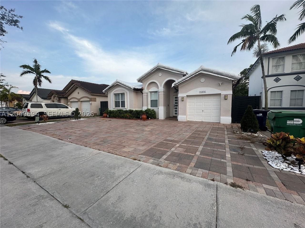 15478 Sw 23rd Ln #15478 - Photo 2 of 27