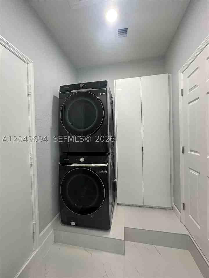 15478 Sw 23rd Ln #15478 - Photo 7 of 27