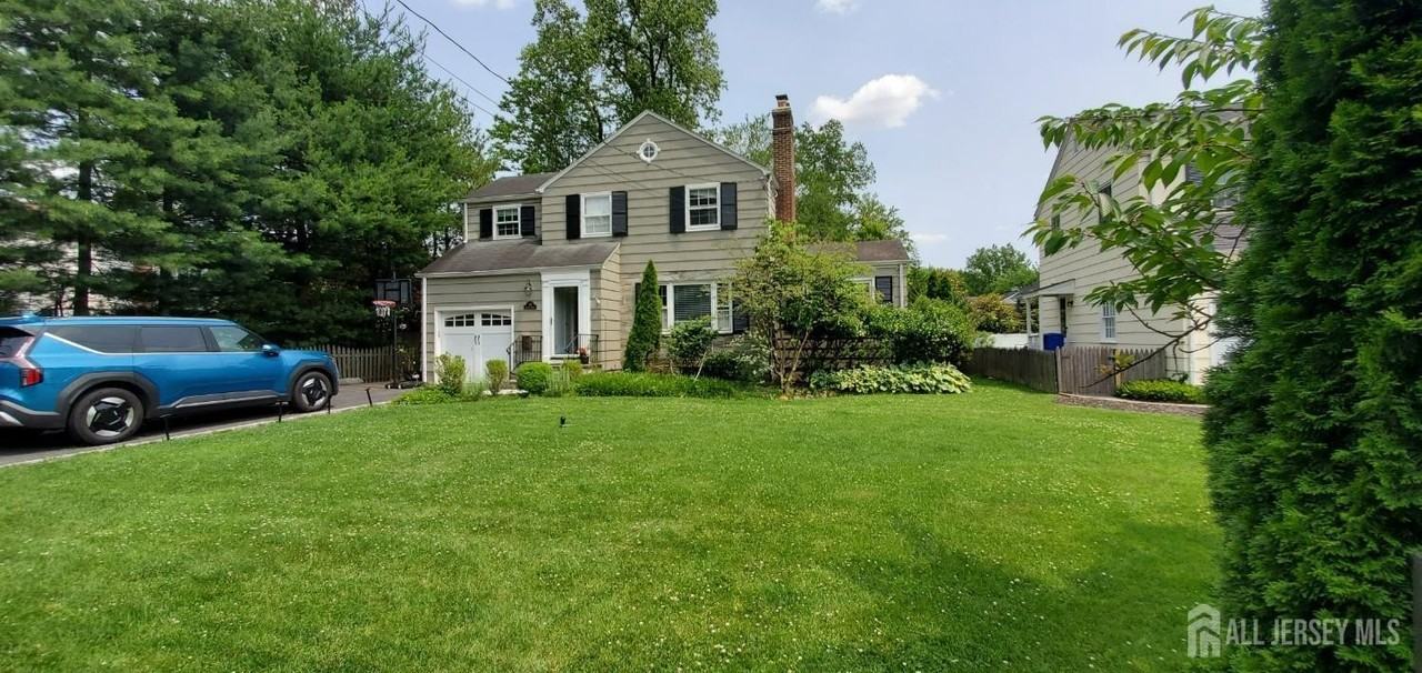 315 Clifton St - Photo 2 of 33