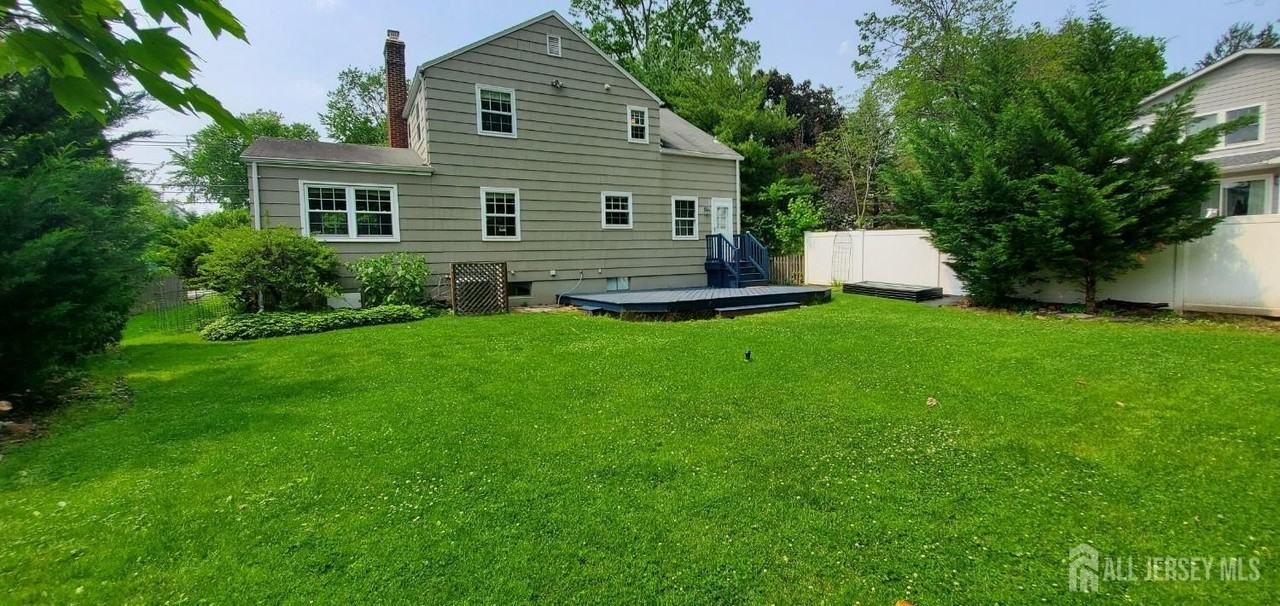 315 Clifton St - Photo 5 of 33