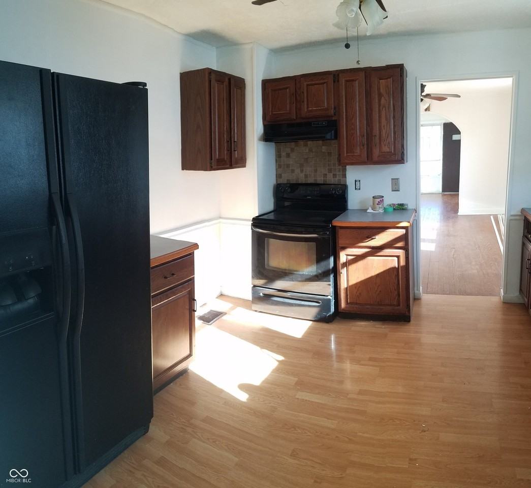 210 N Routiers Ave - Photo 6 of 20