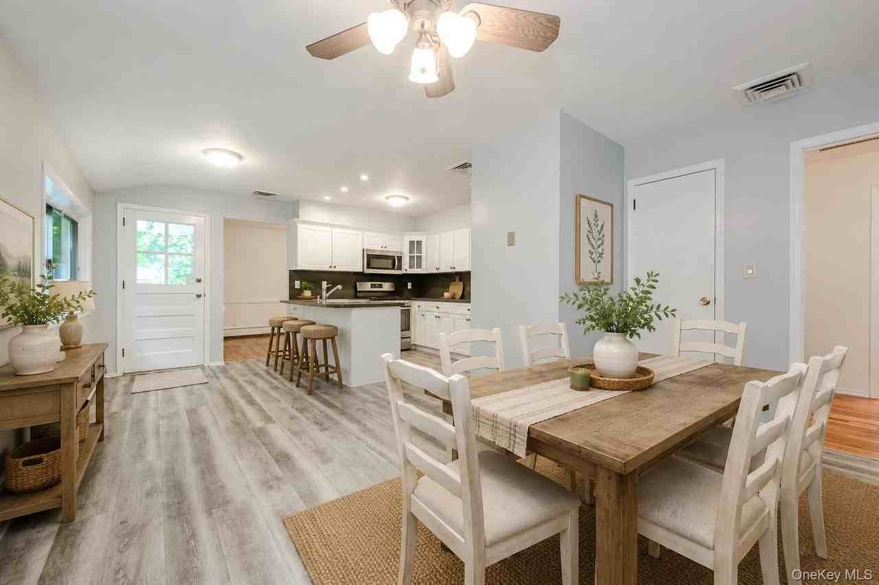 5 Avdon Ln - Photo 5 of 26