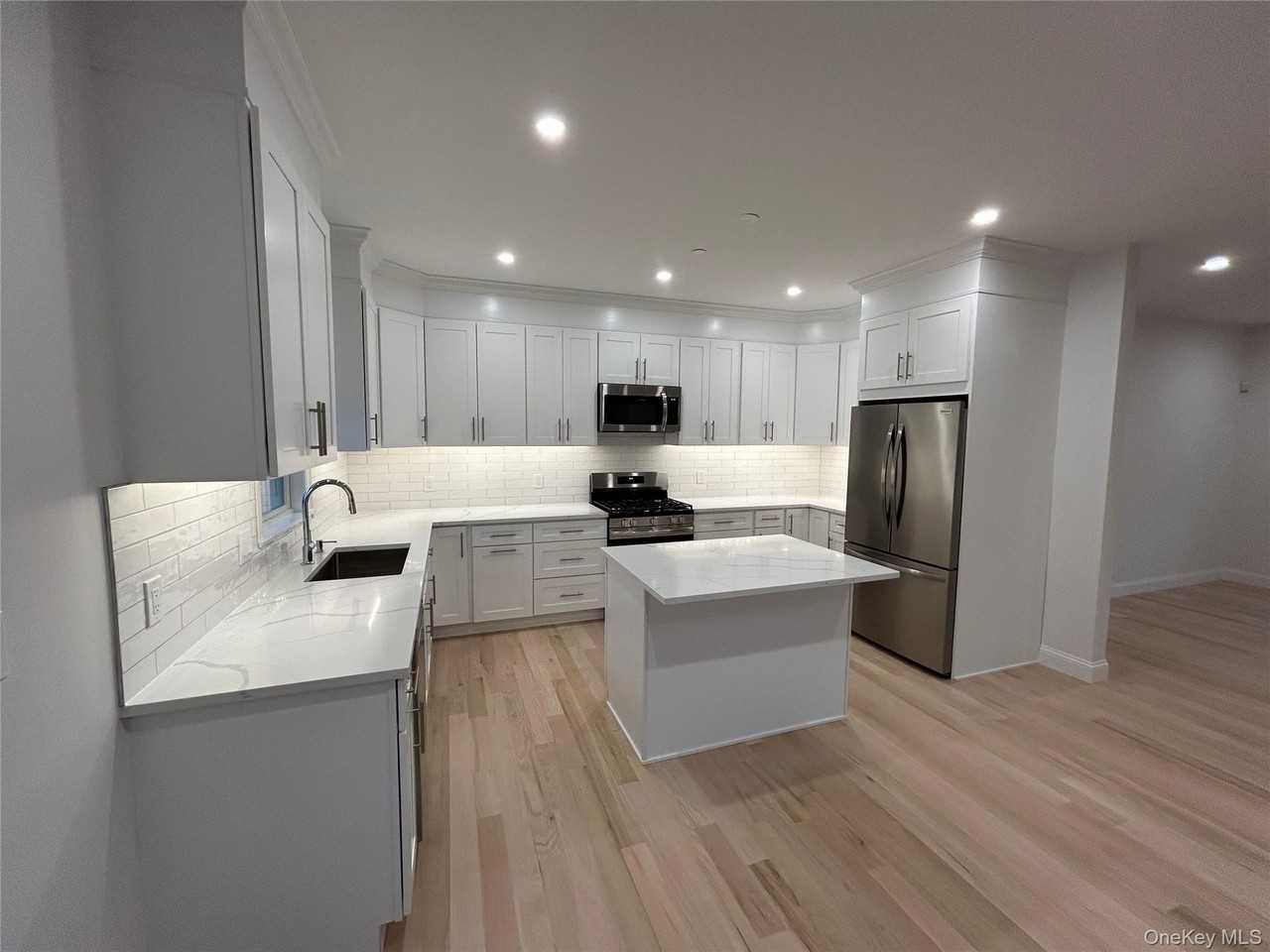 61 Adelphi Ave #63 - Photo 2 of 28