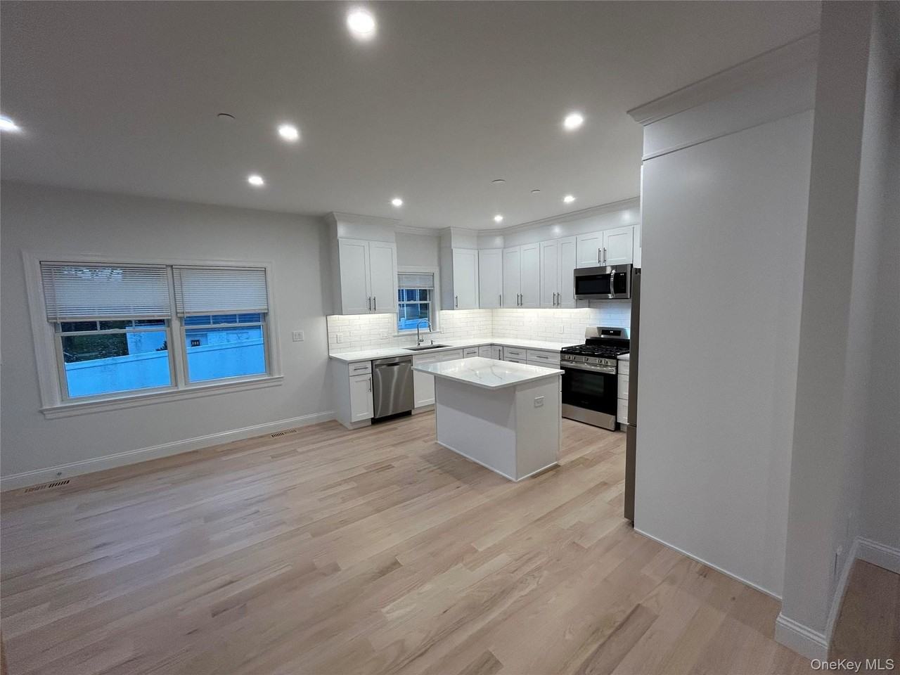61 Adelphi Ave #63 - Photo 4 of 28