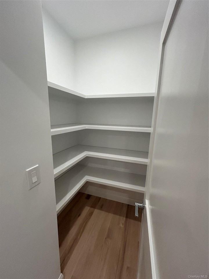 61 Adelphi Ave #63 - Photo 6 of 28