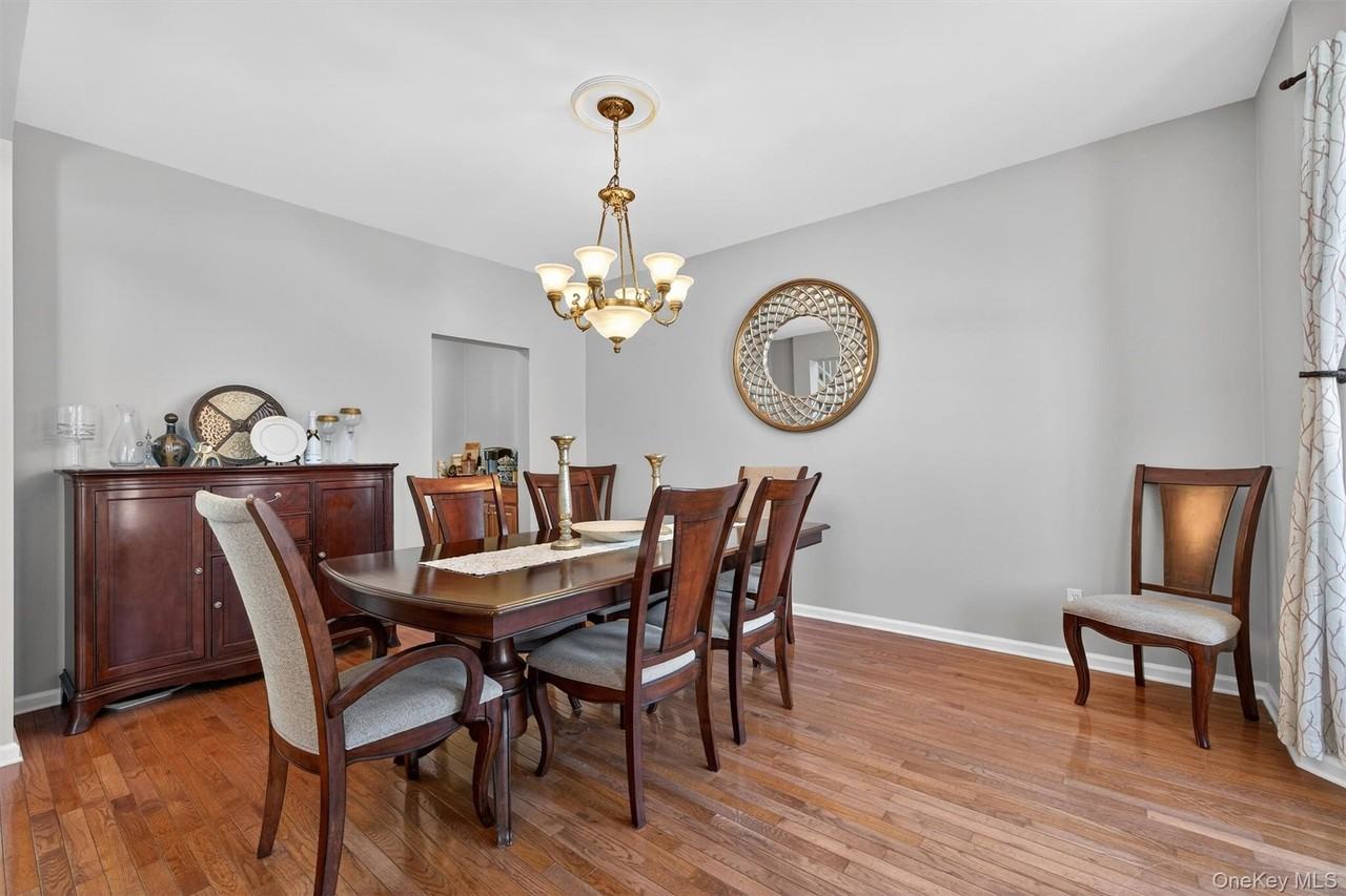 3 Moorefield Cir - Photo 7 of 44