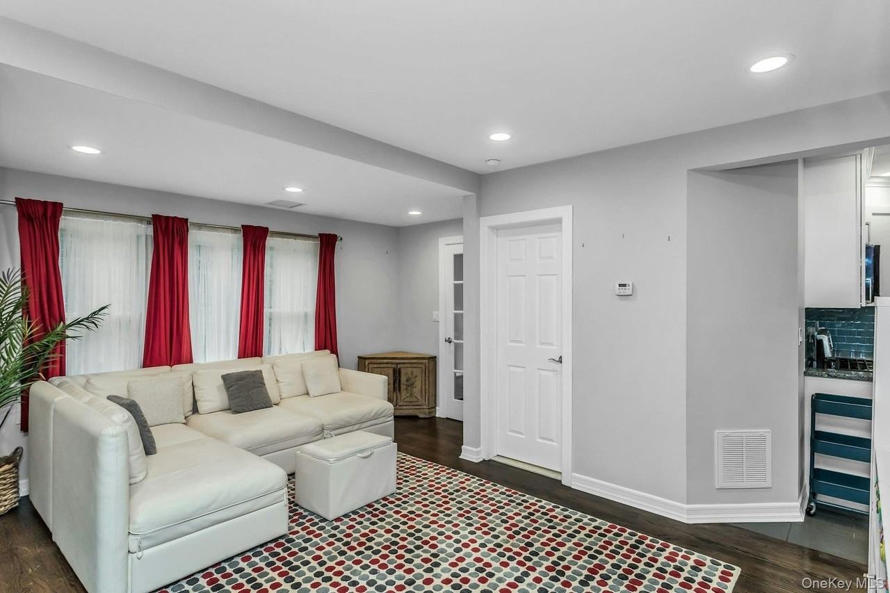 34 Preston St - Photo 6 of 25