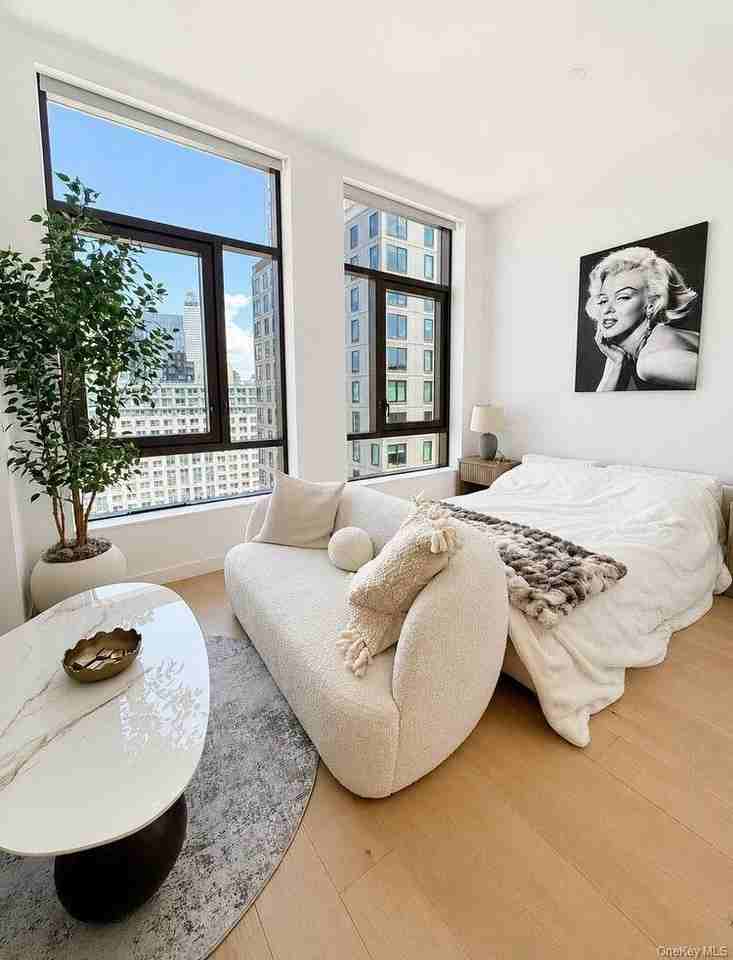 480 Kent Ave #14E - Photo 7 of 22